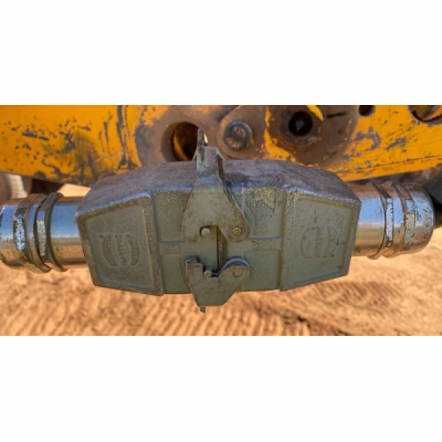 更换Harting连接器